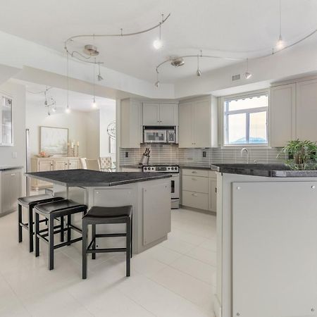 Kelowna Discovery Екстер'єр фото