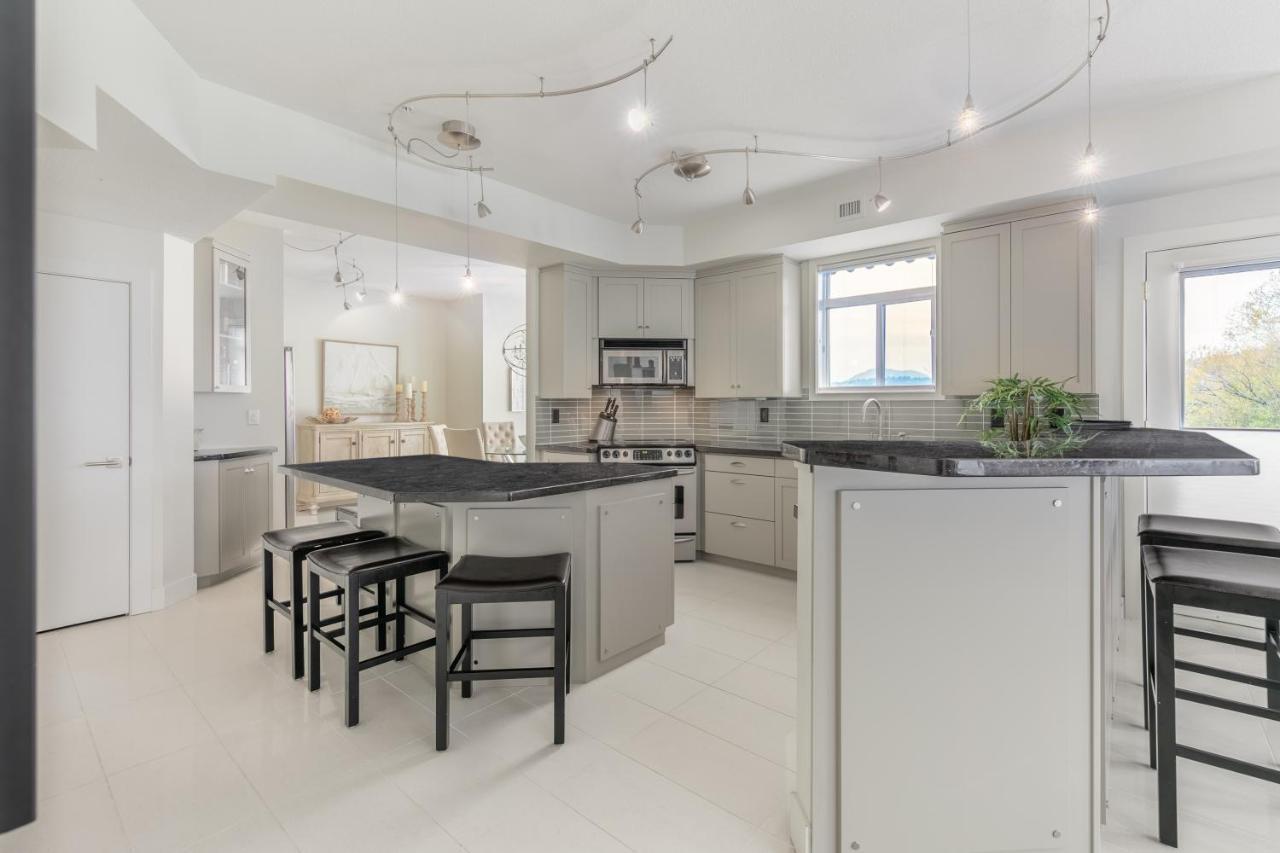 Kelowna Discovery Екстер'єр фото